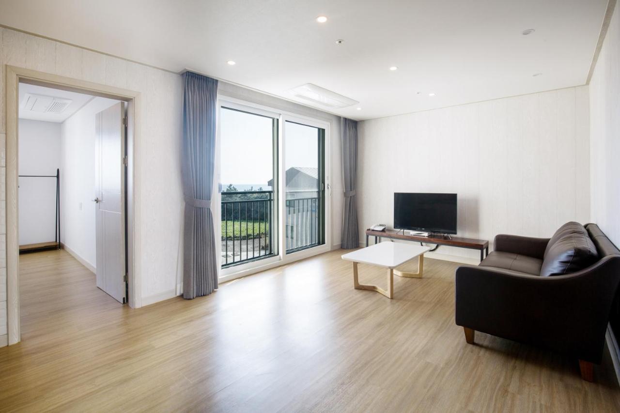 Ocean Square Resort Seogwipo Phòng bức ảnh